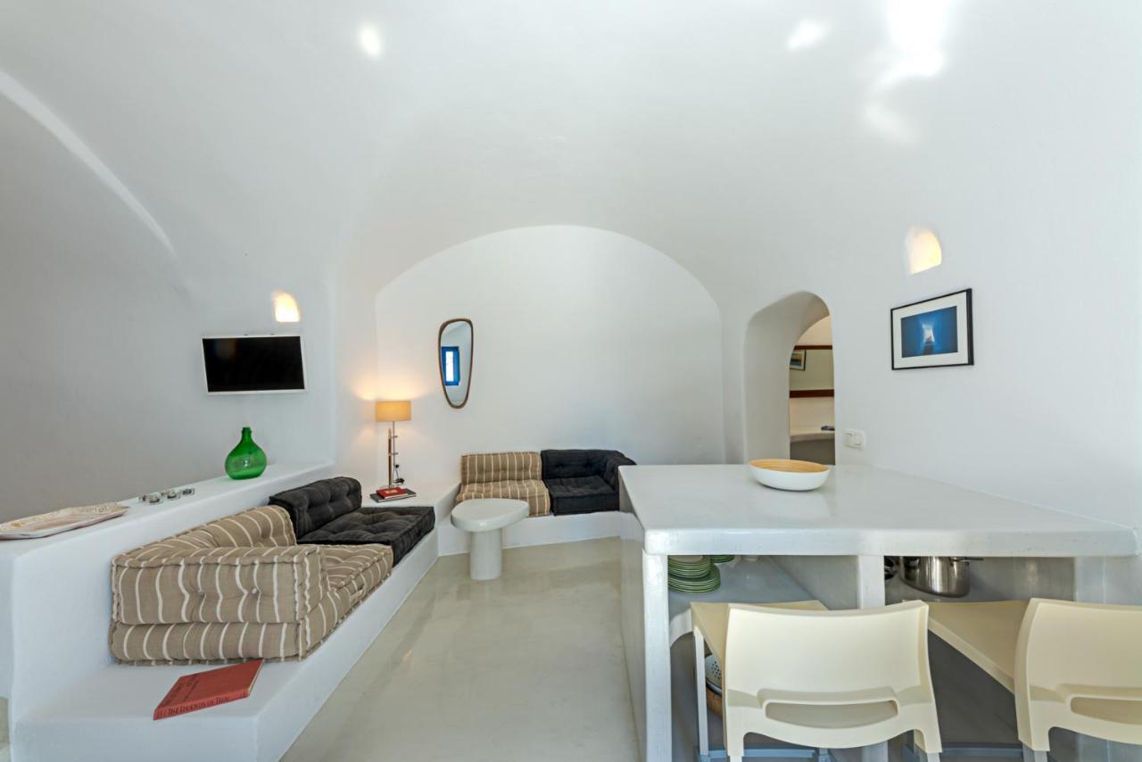 Crown Of Fira Villa Firostefani Bagian luar foto